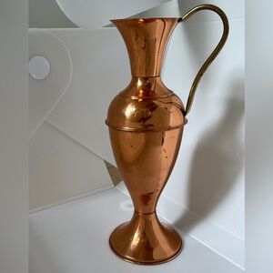 VINTAGE Copper Shiny Tall Jug Vase Ewer Brass Handle Mid Century Decor Patina